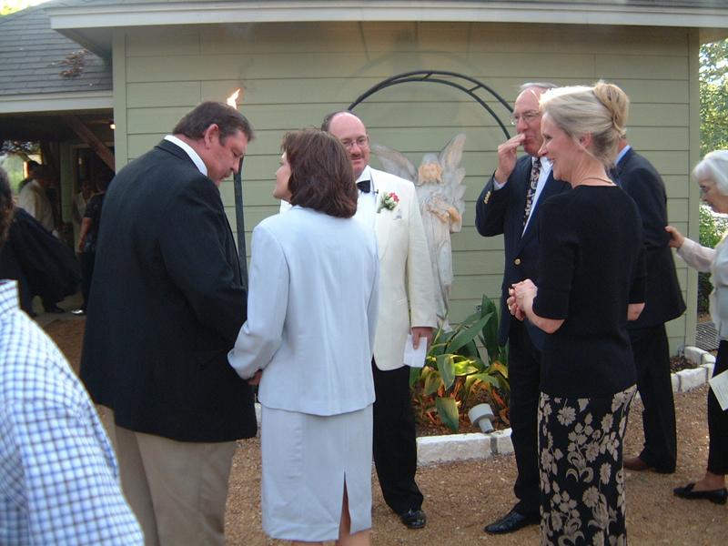 2003/10(Oct)/03(Urbik-Wedding)/800x600_2003-10-05 17-50-48.JPG